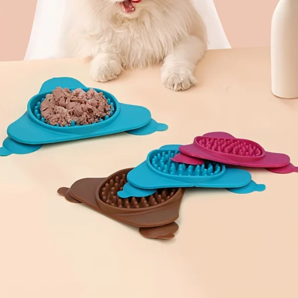 gamelle anti glouton chien triangle pour chiens et chats