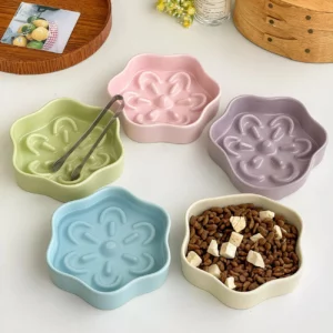gamelle anti glouton chien fleurs pour chiot et chaton